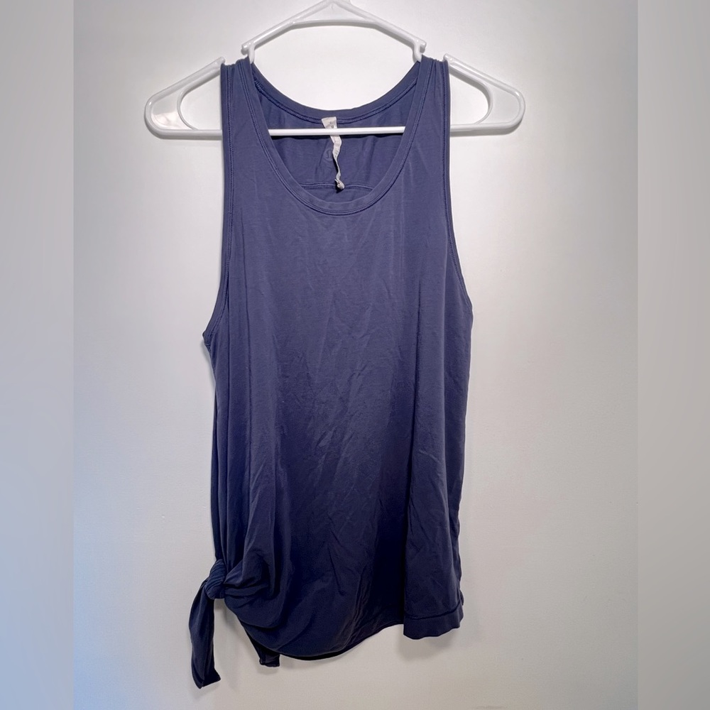 Lululemon Athletica To The Point Knotted Hip Tank Size Medium